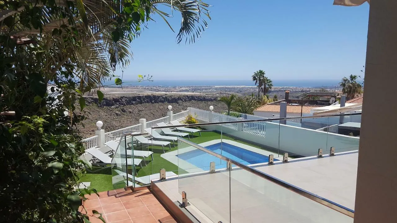 Holiday Home Villa Fonzie Montana La Data