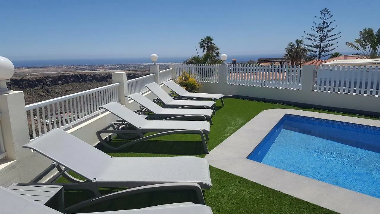 Holiday Home Villa Fonzie Montana La Data